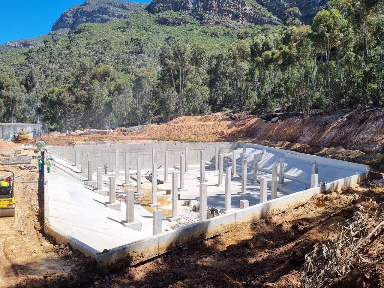 PIKETBERG RESERVOIR ROOFED WITH PRECAST CONCRETE